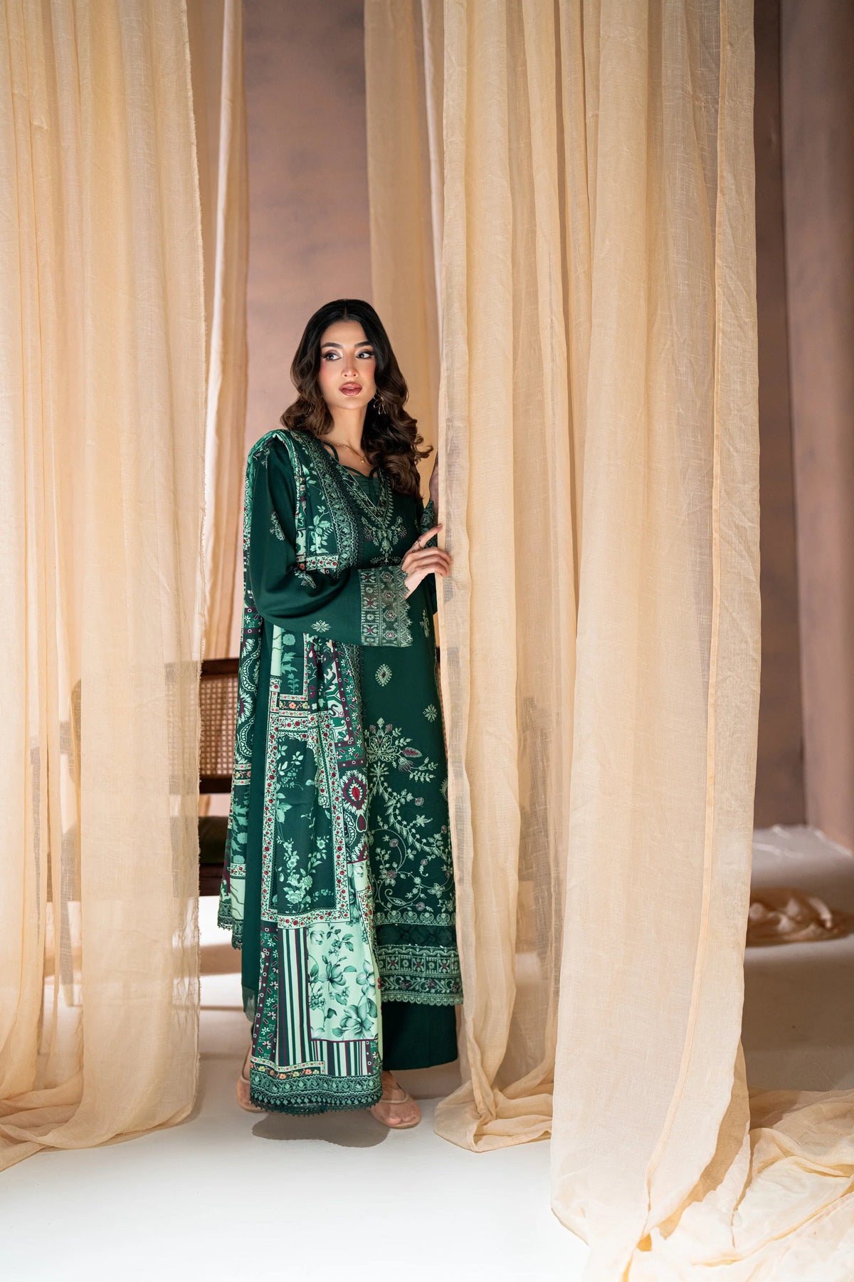 CORAL RANGREZ THE LINEN DASTAAN