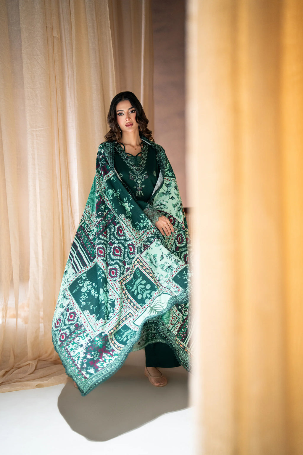 CORAL RANGREZ THE LINEN DASTAAN