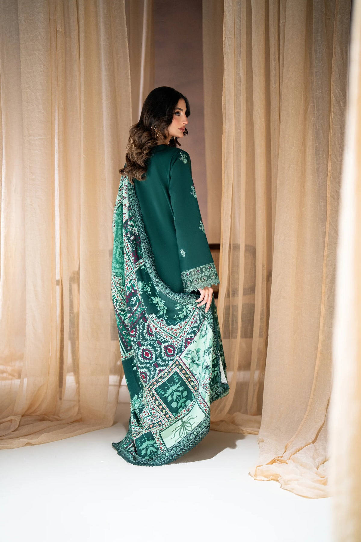 CORAL RANGREZ THE LINEN DASTAAN