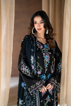 CORAL RANGREZ THE LINEN NAQSH