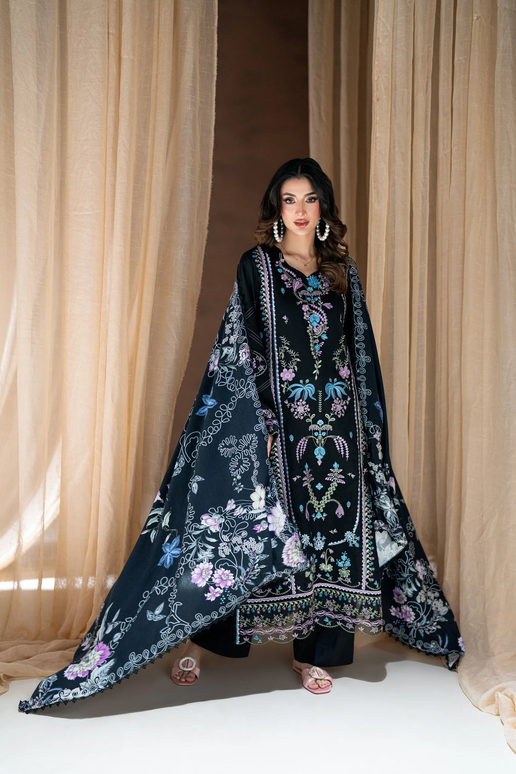 CORAL RANGREZ THE LINEN NAQSH