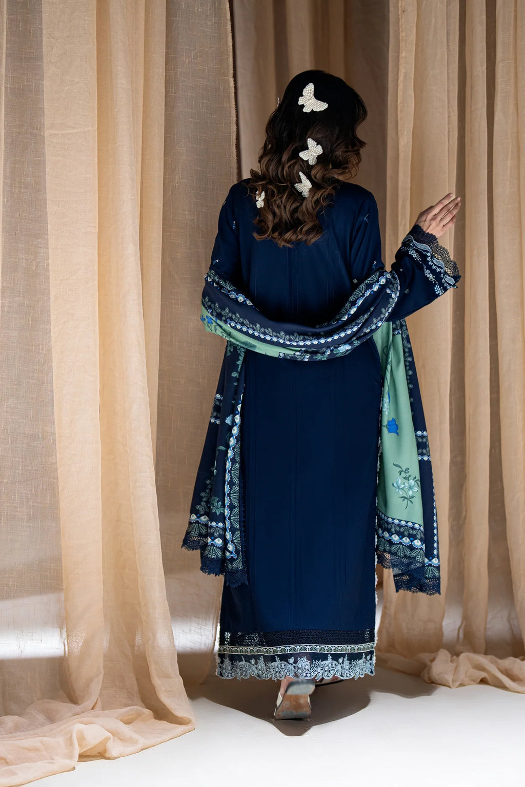 CORAL RANGREZ THE LINEN FALAK