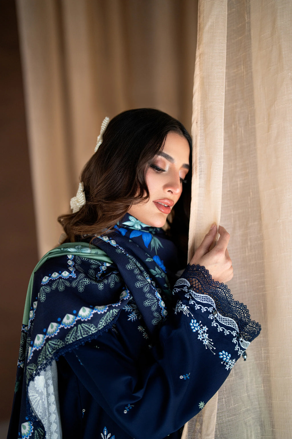 CORAL RANGREZ THE LINEN FALAK