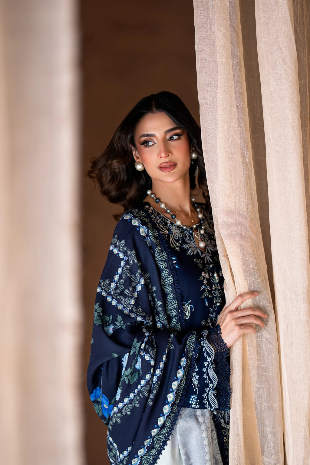 CORAL RANGREZ THE LINEN FALAK