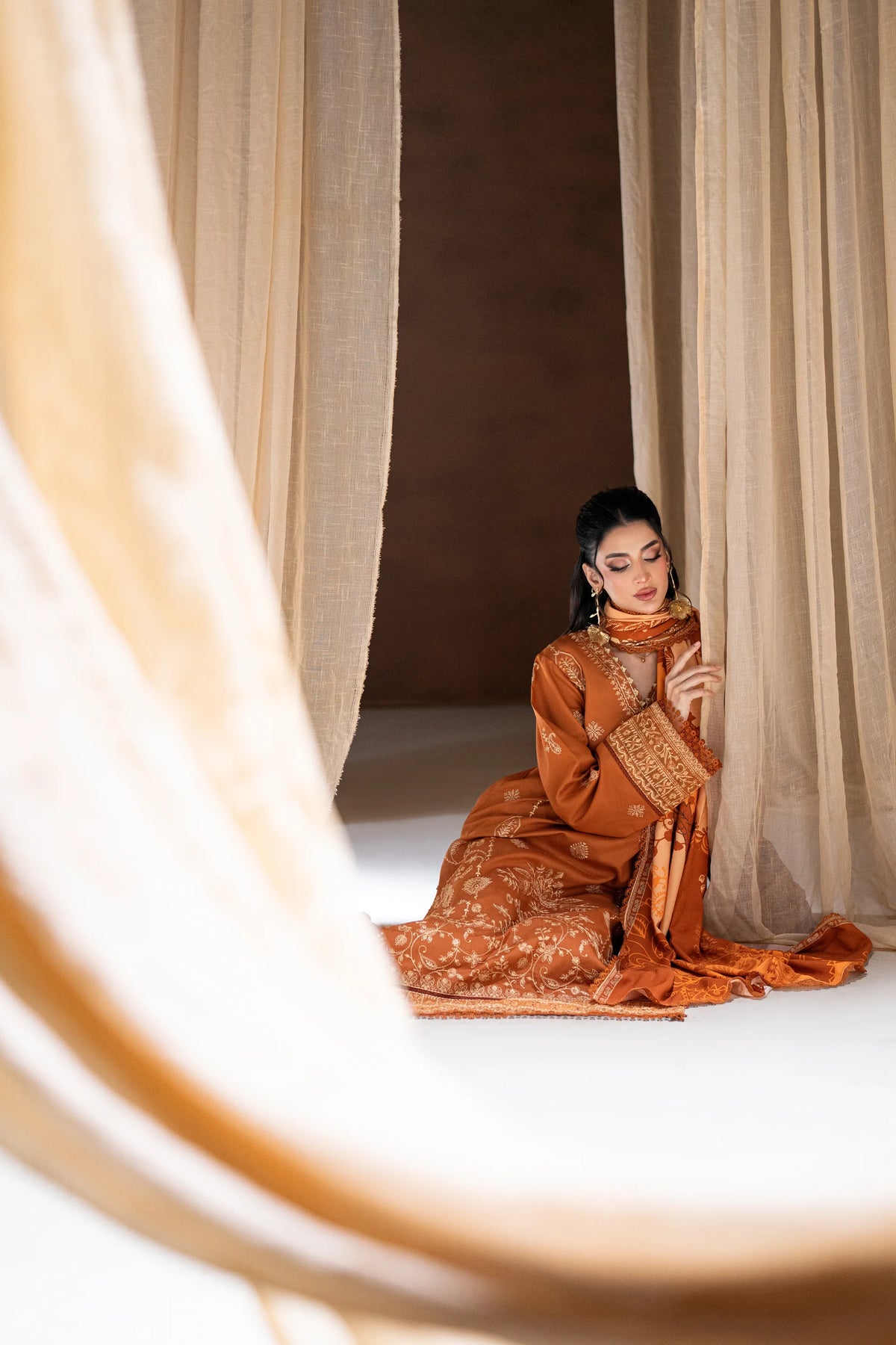 CORAL RANGREZ THE LINEN SAHAR