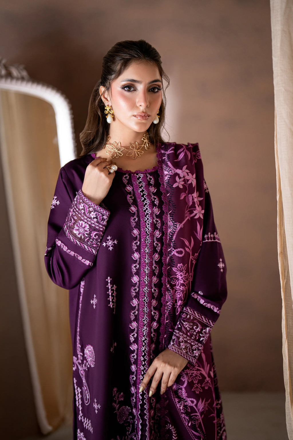 CORAL RANGREZ THE LINEN RUMI