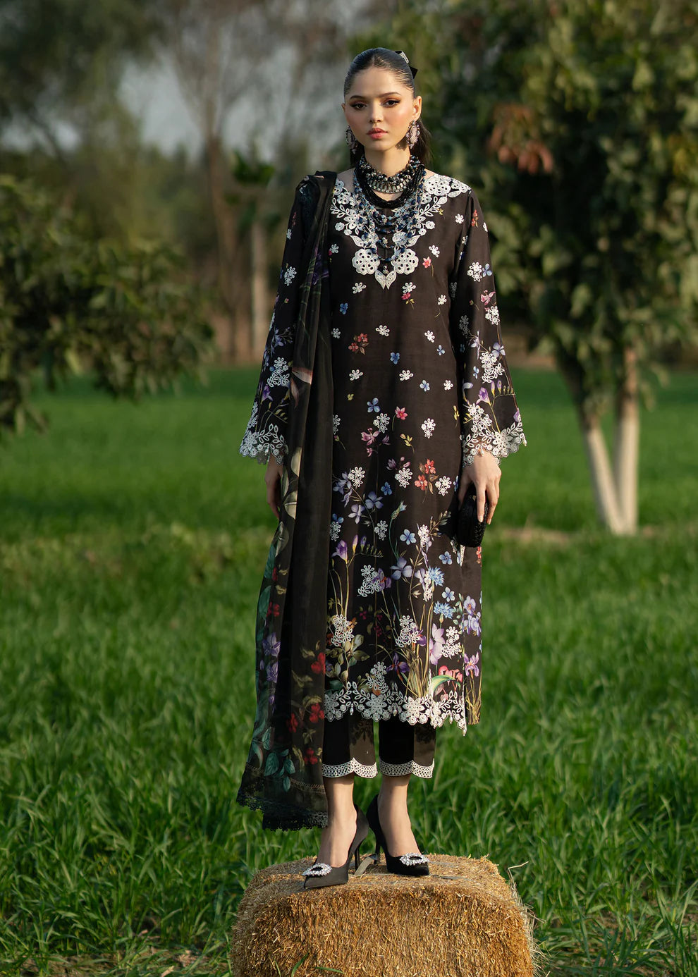 SARDINIA PRINTKARI BLACK LOTUS