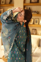 MARYAM HUSSAIN SEASHELL