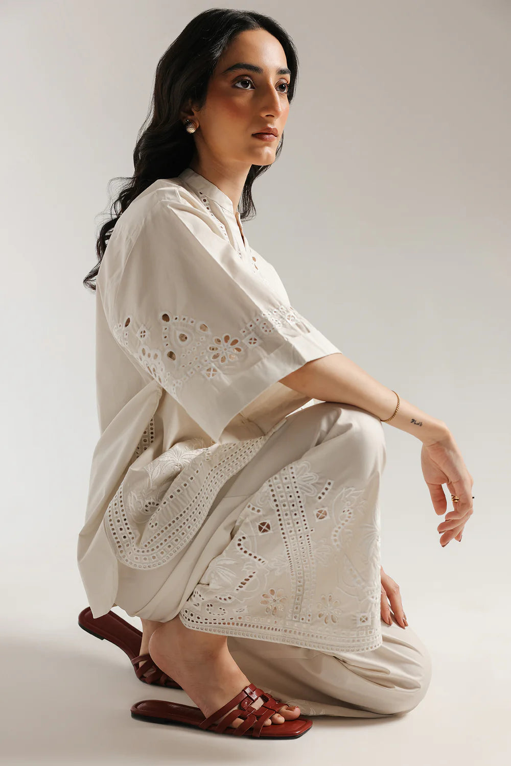 ETHNIC E0637-106-002 2PC
