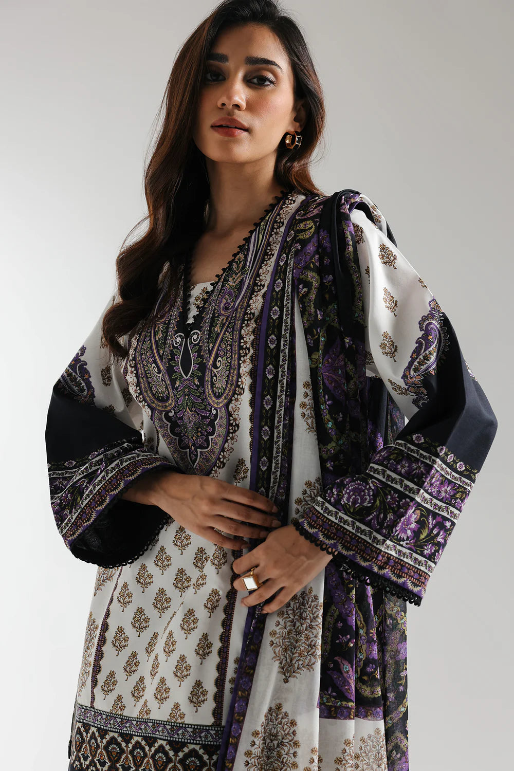 STITCHED BY CC E0663-202-509 3PC