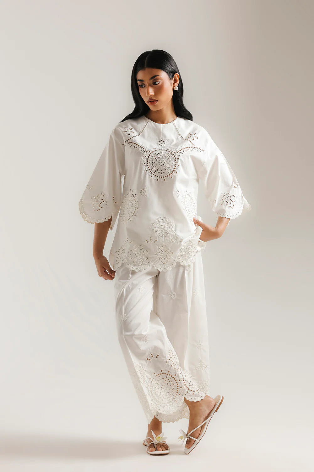 ETHNIC E0788-106-001 2PC
