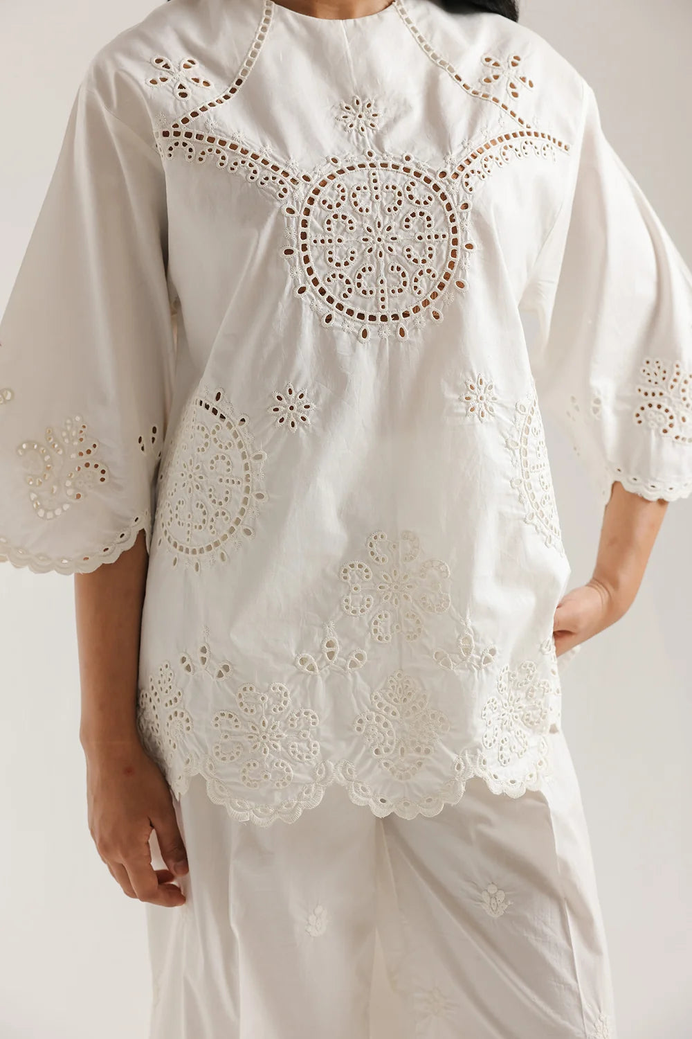 ETHNIC E0788-106-001 2PC