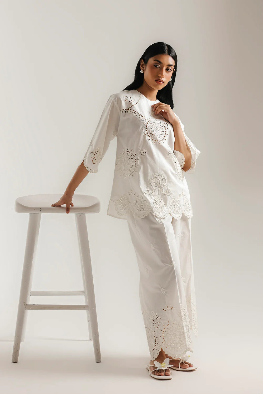 ETHNIC E0788-106-001 2PC