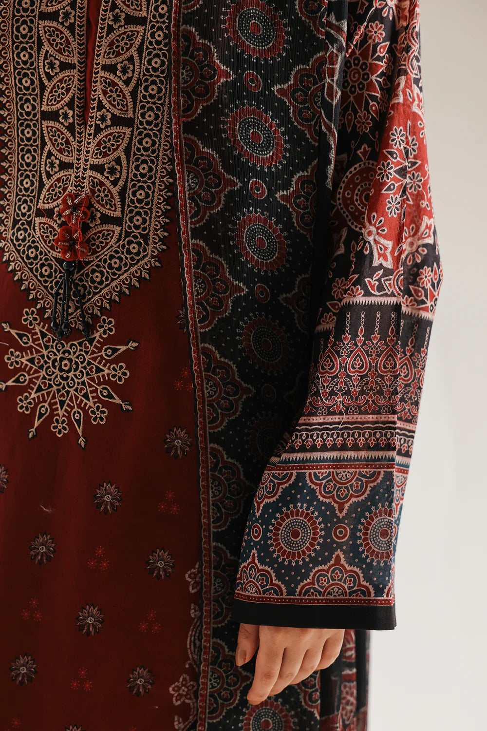 ETHNIC E0822-203-305