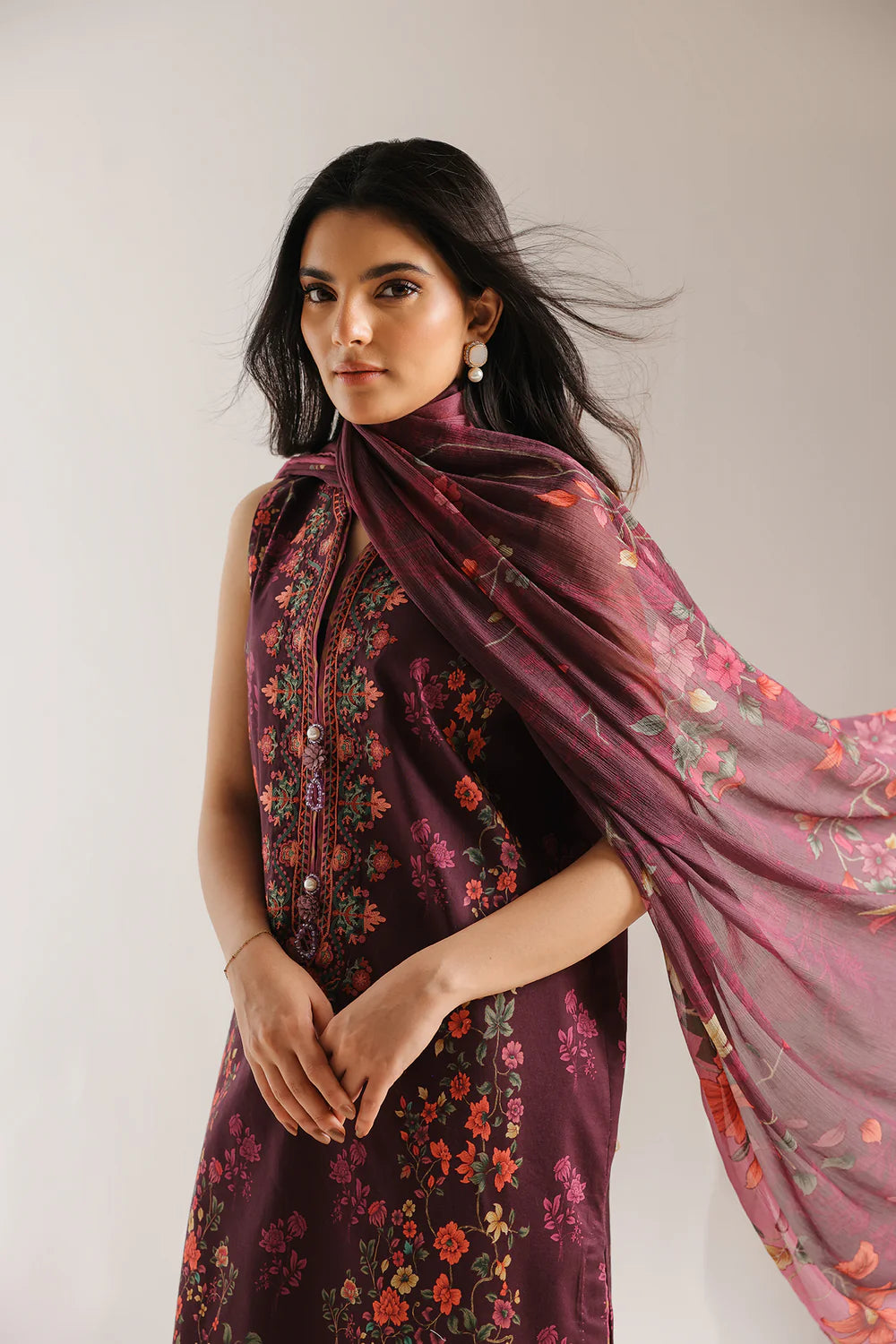 ETHNIC E0823-203-520