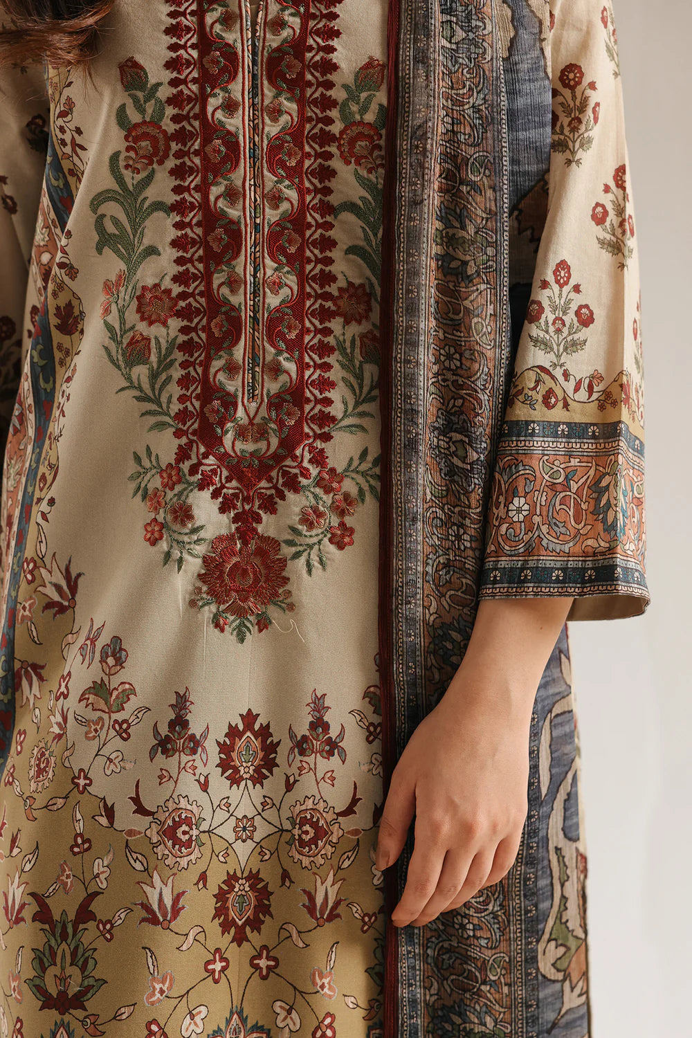 ETHNIC E0829-203-007