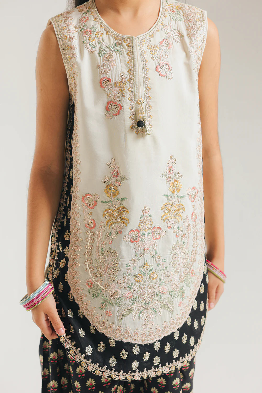 ETHNIC E0931-404-003 2PC