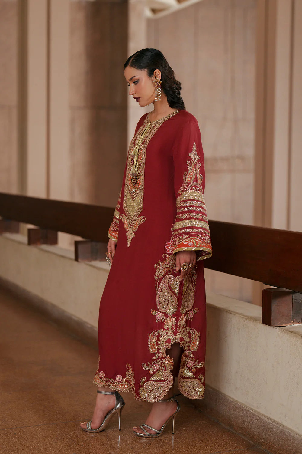 E1032-104-415 ETHNIC