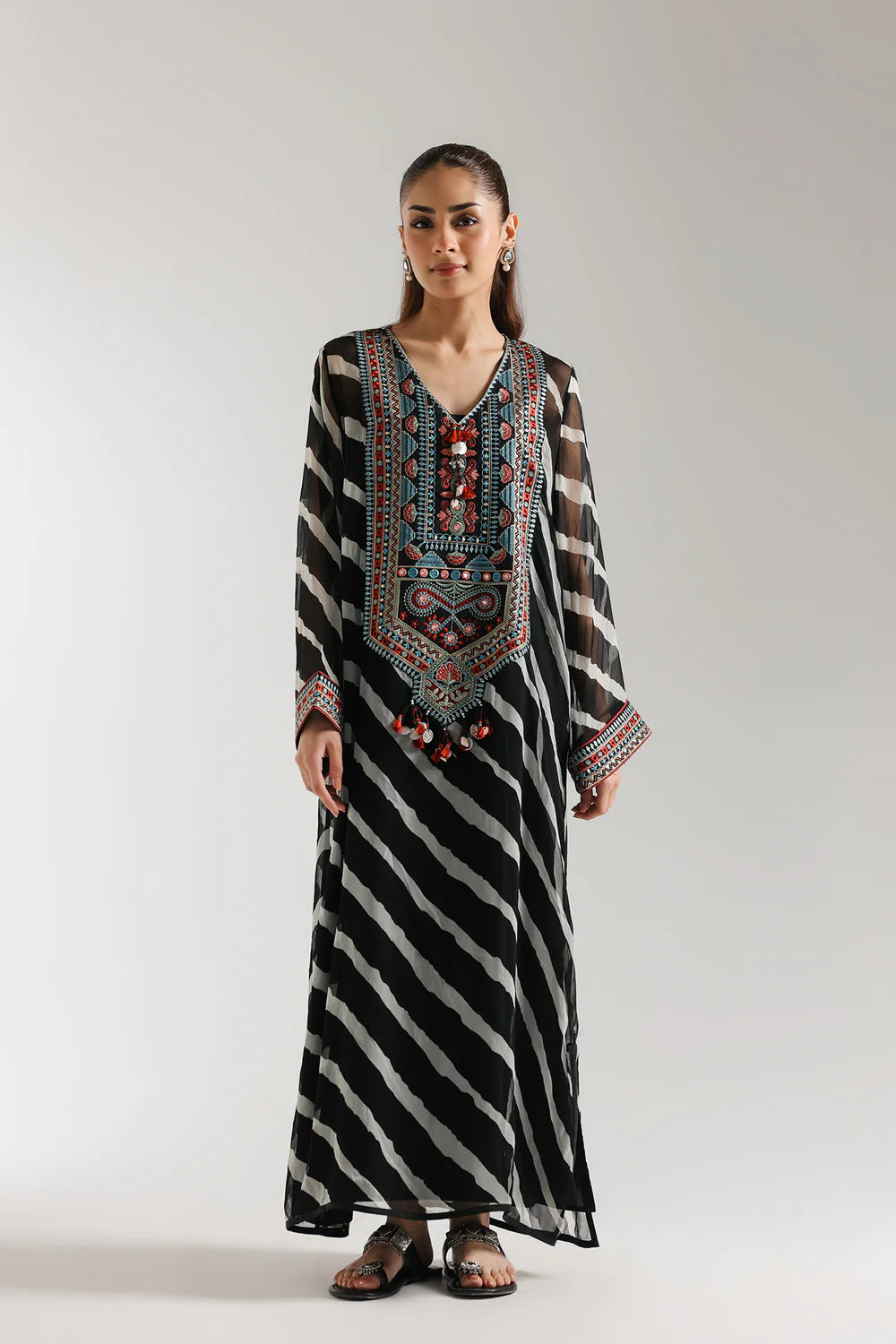 ETHNIC E3066-103-901 31PC