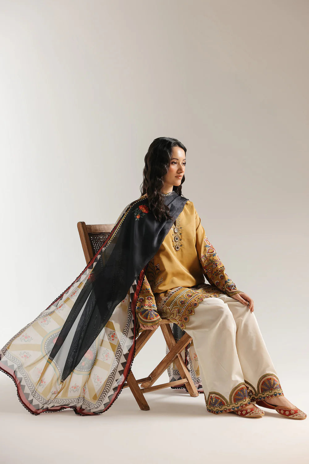 ETHNIC E4016-103-218 1PC