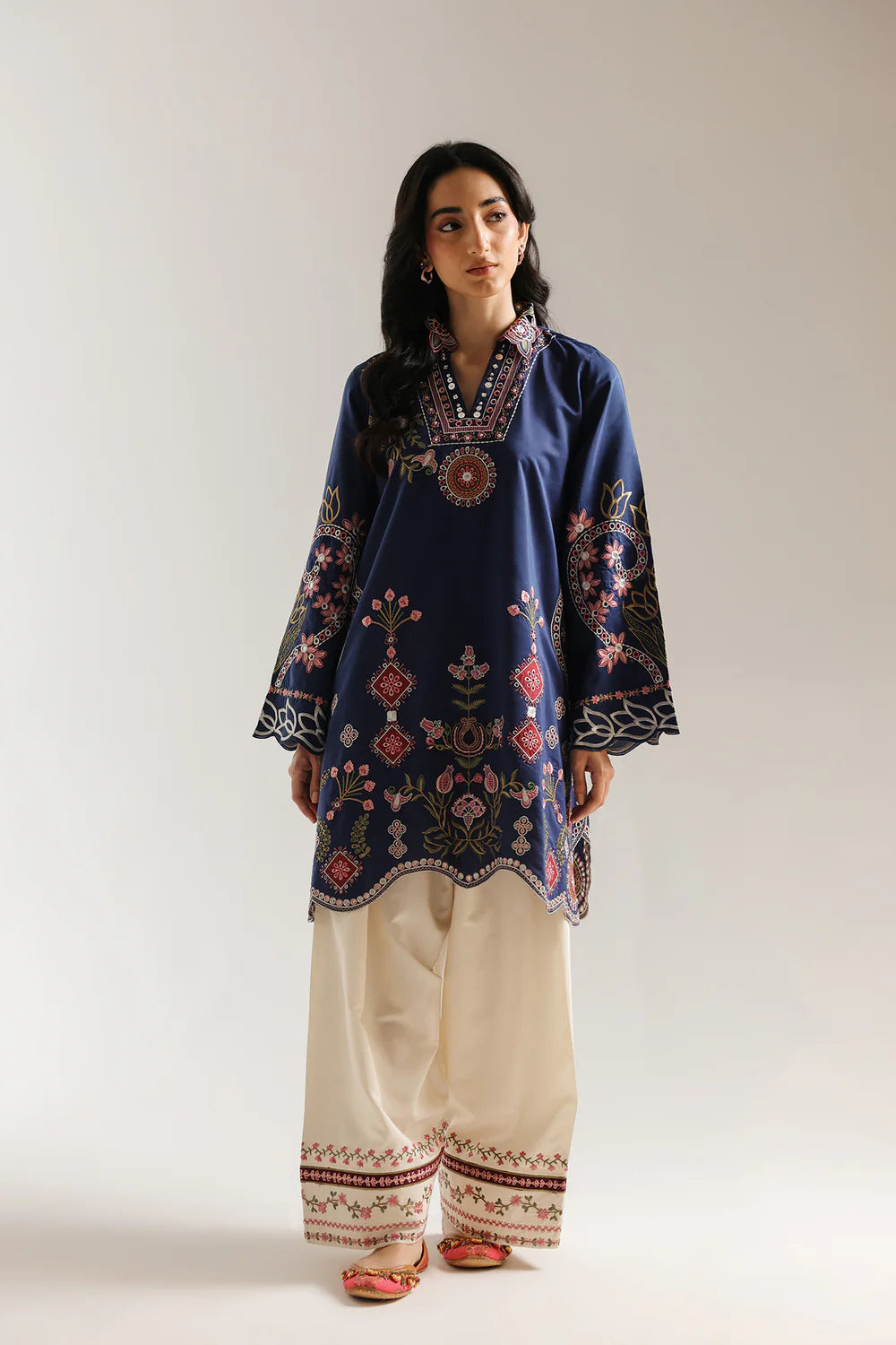 ETHNIC E4074-103-619 2PC