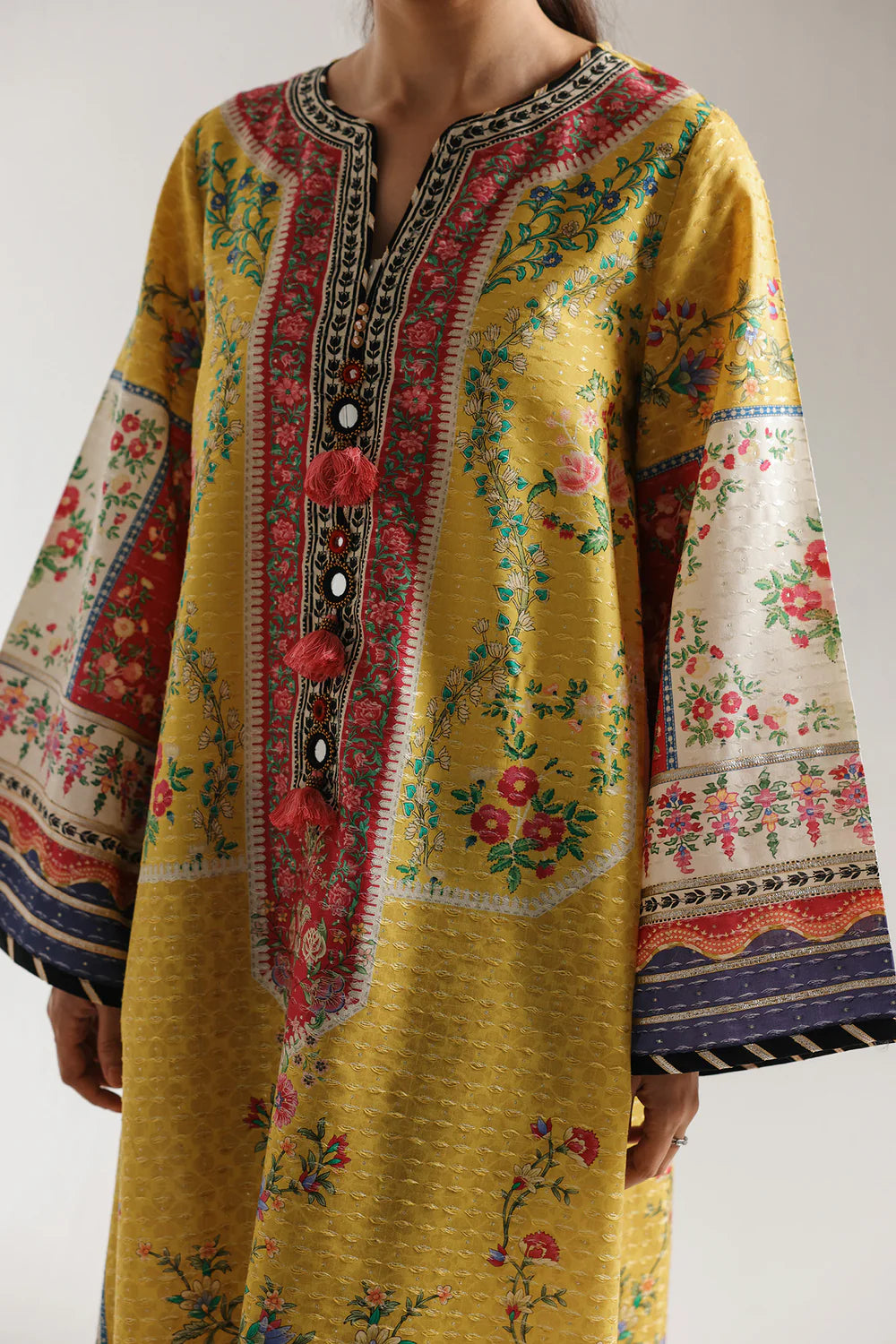 ETHNIC E4109-103-003 1PC