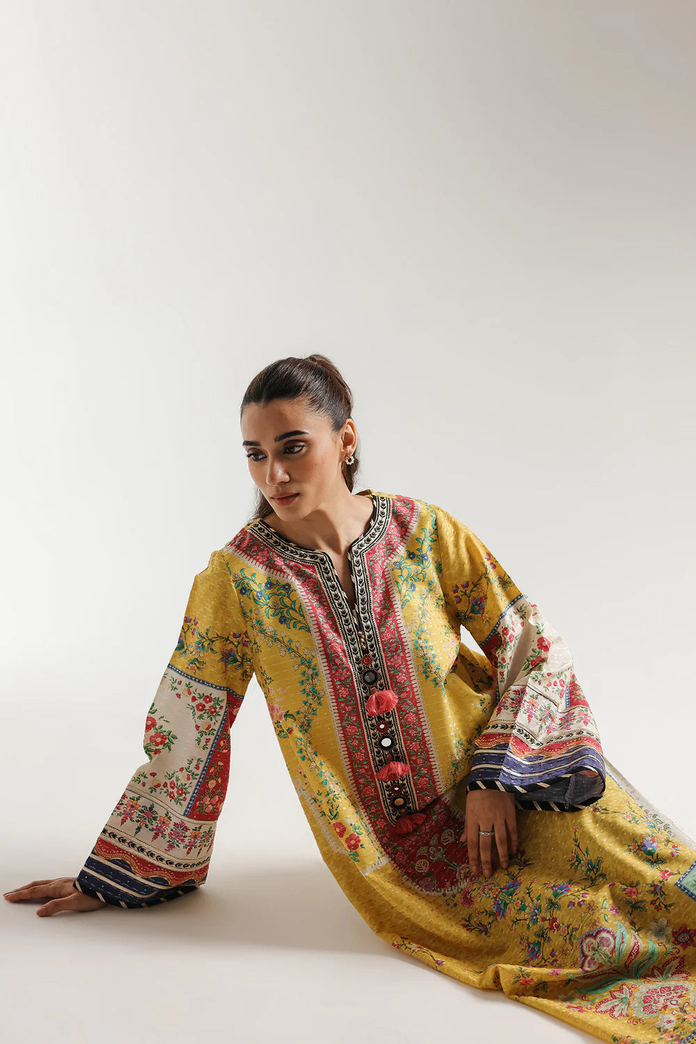 ETHNIC E4109-103-003 1PC