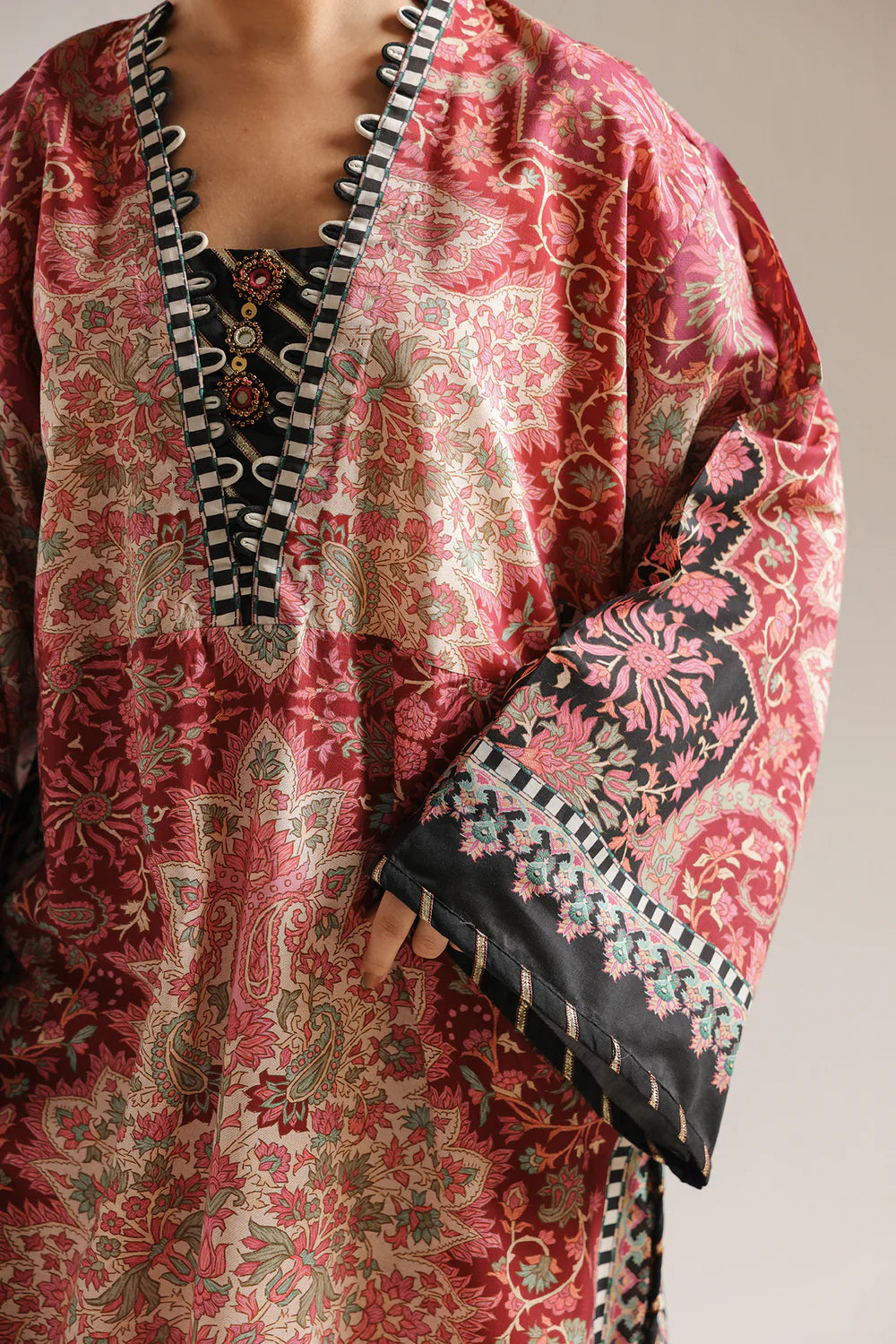 ETHNIC E4208-103-305 1PC