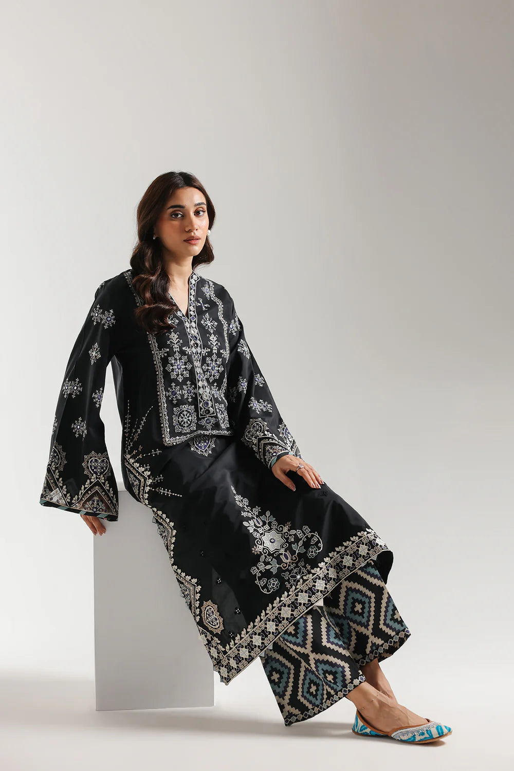 ETHNIC E4253-103-901 2PC
