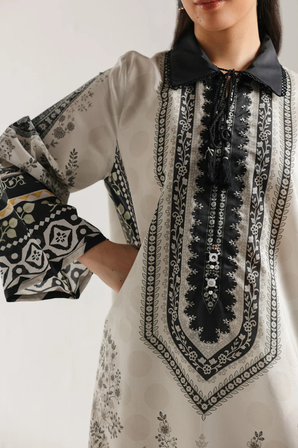 ETHNIC E4319-103-817 1PC