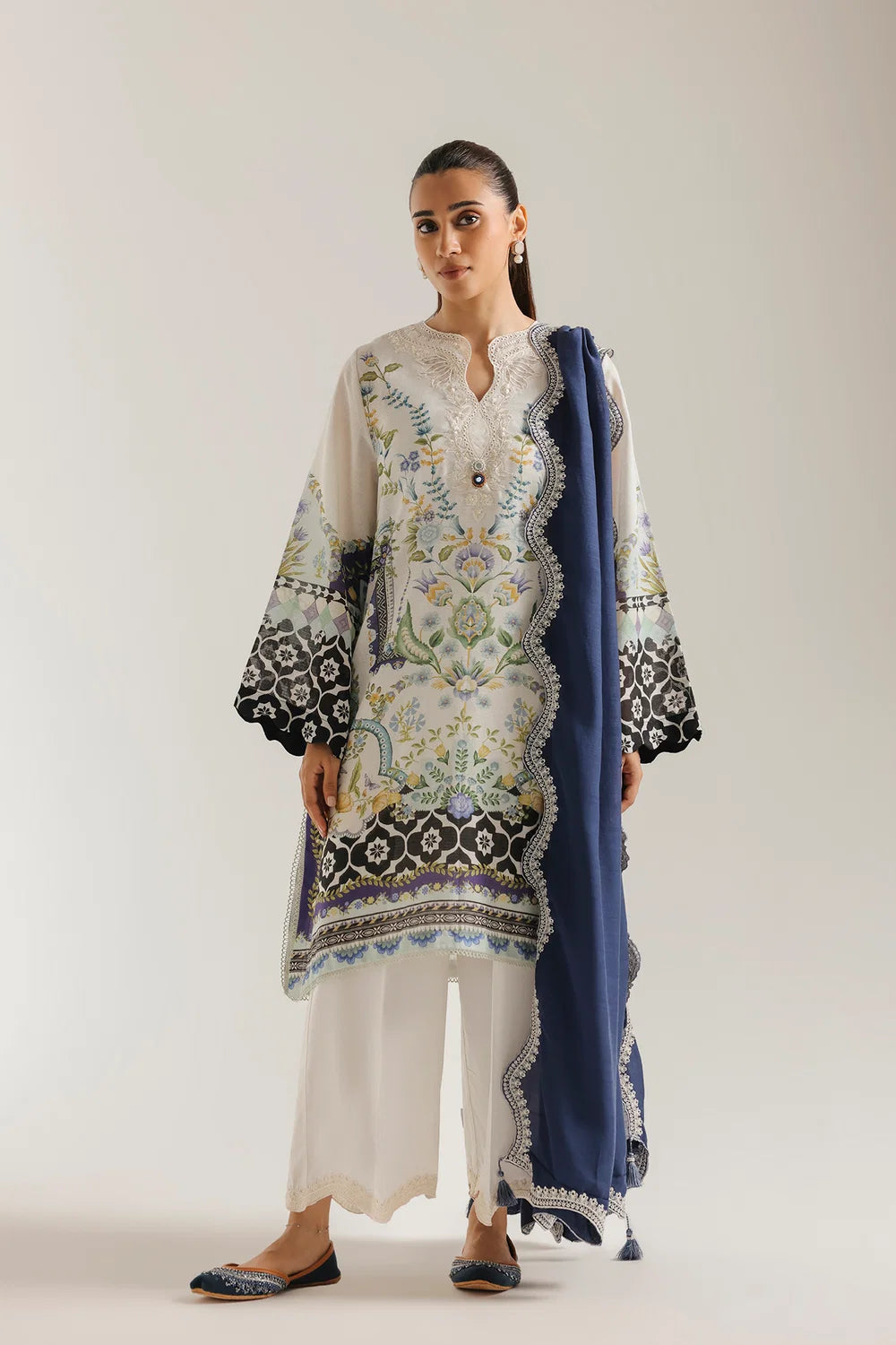 ETHNIC E4329-103-003 3PC