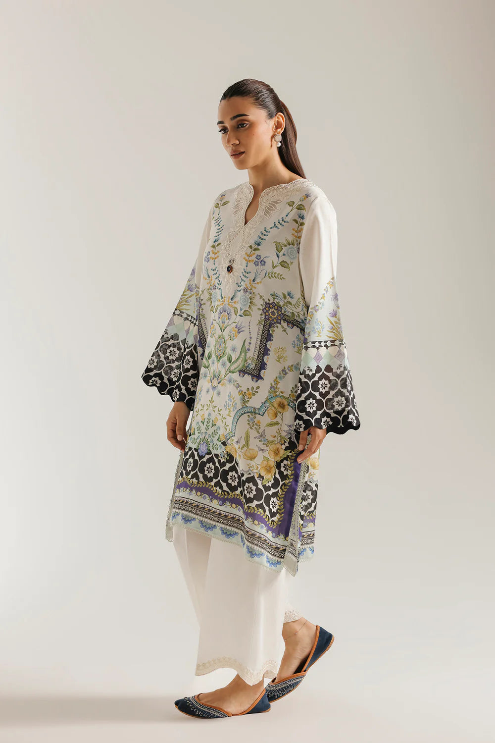 ETHNIC E4329-103-003 3PC