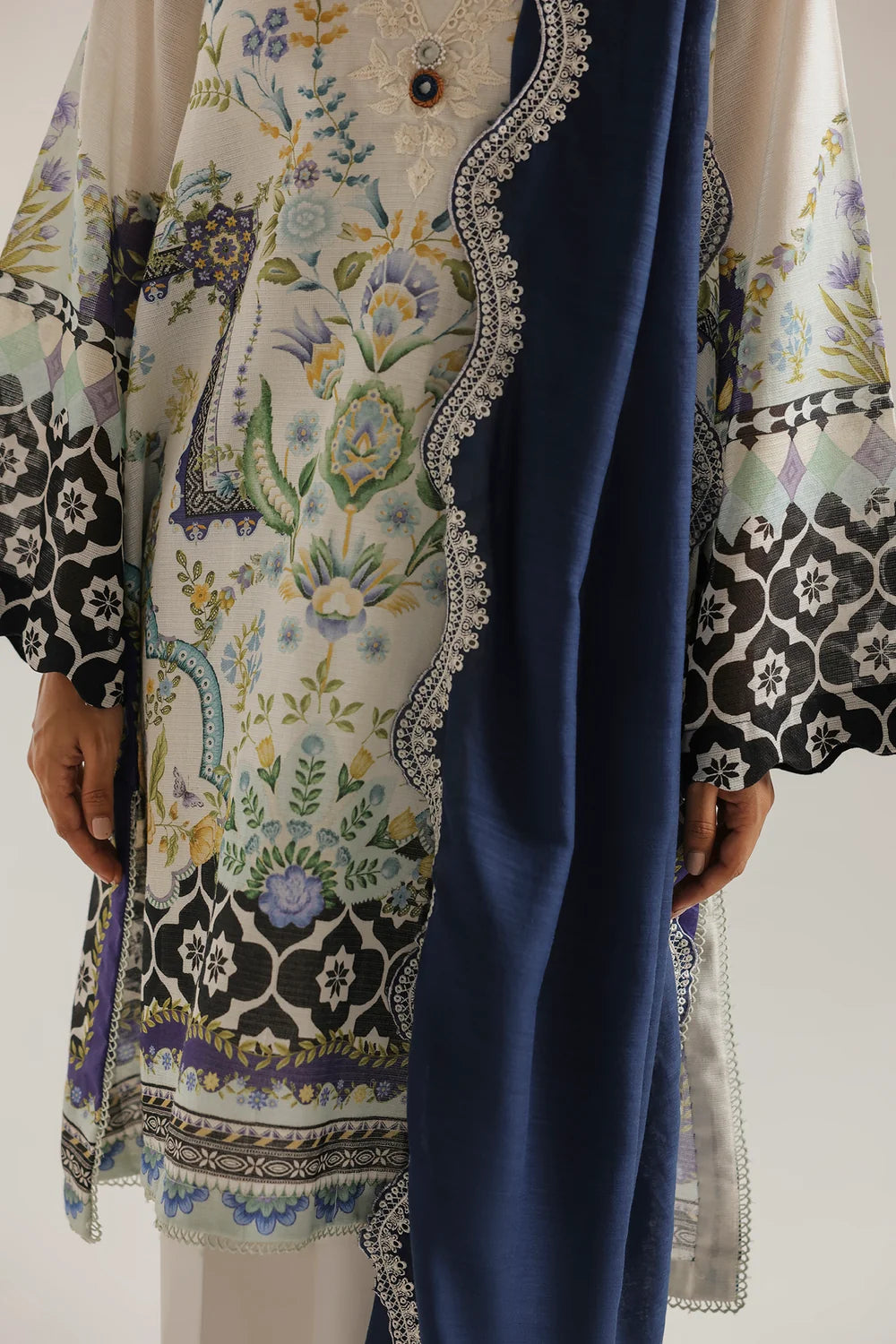 ETHNIC E4329-103-003 3PC