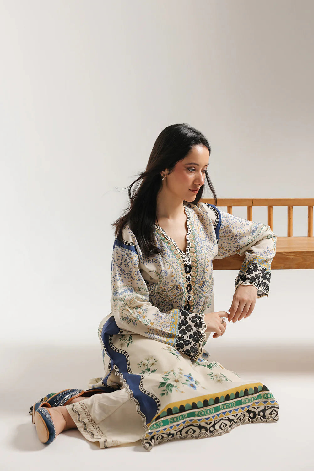 ETHNIC E4338-103-005 2PC