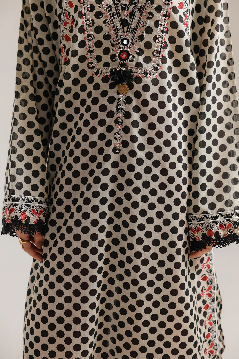 ETHNIC E4351-103-003 2PC