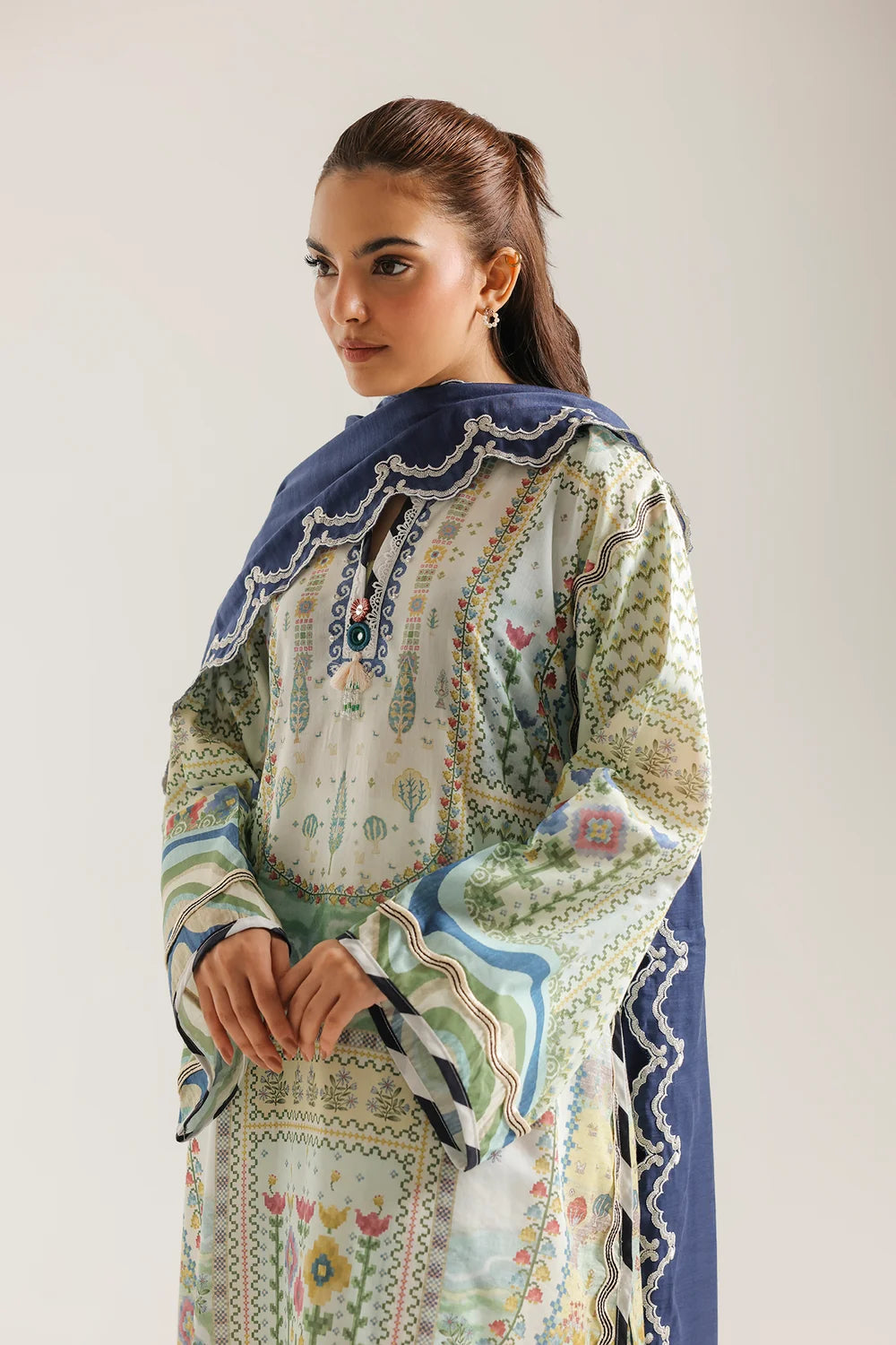 ETHNIC E4404-103-005 3PC