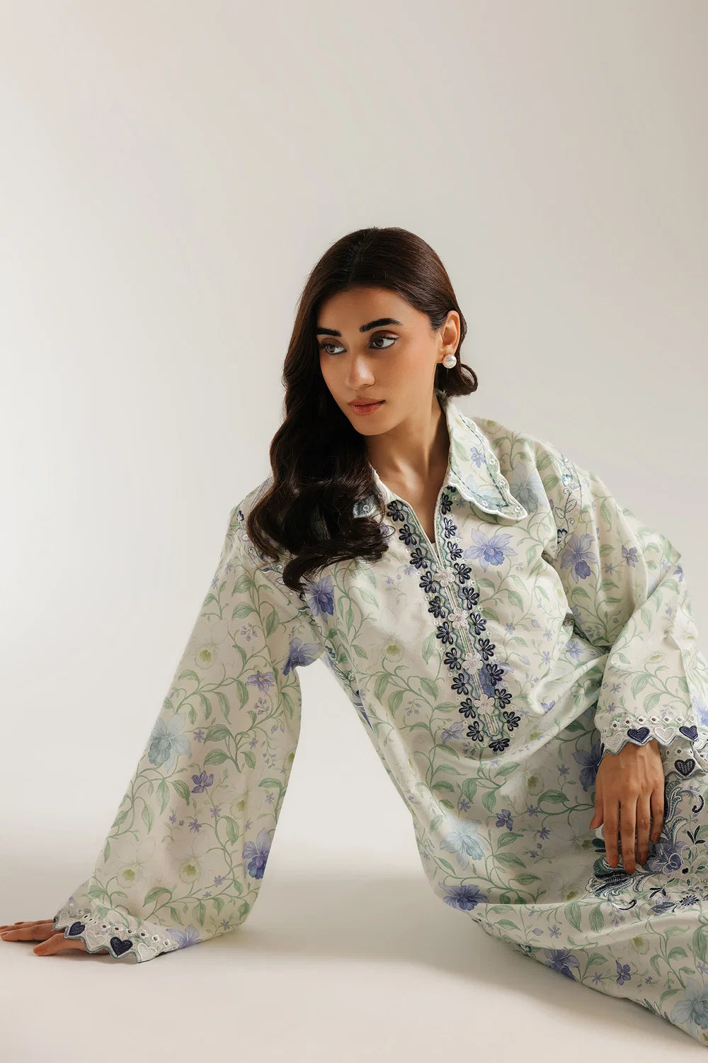ETHNIC E4472-103-115 1PC
