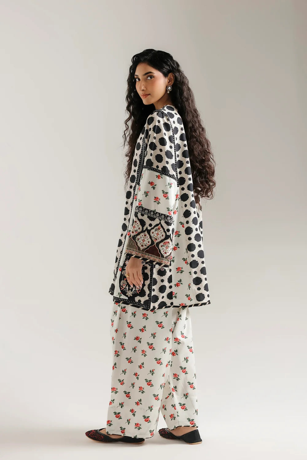 ETHNIC E4760-103-002 2PC