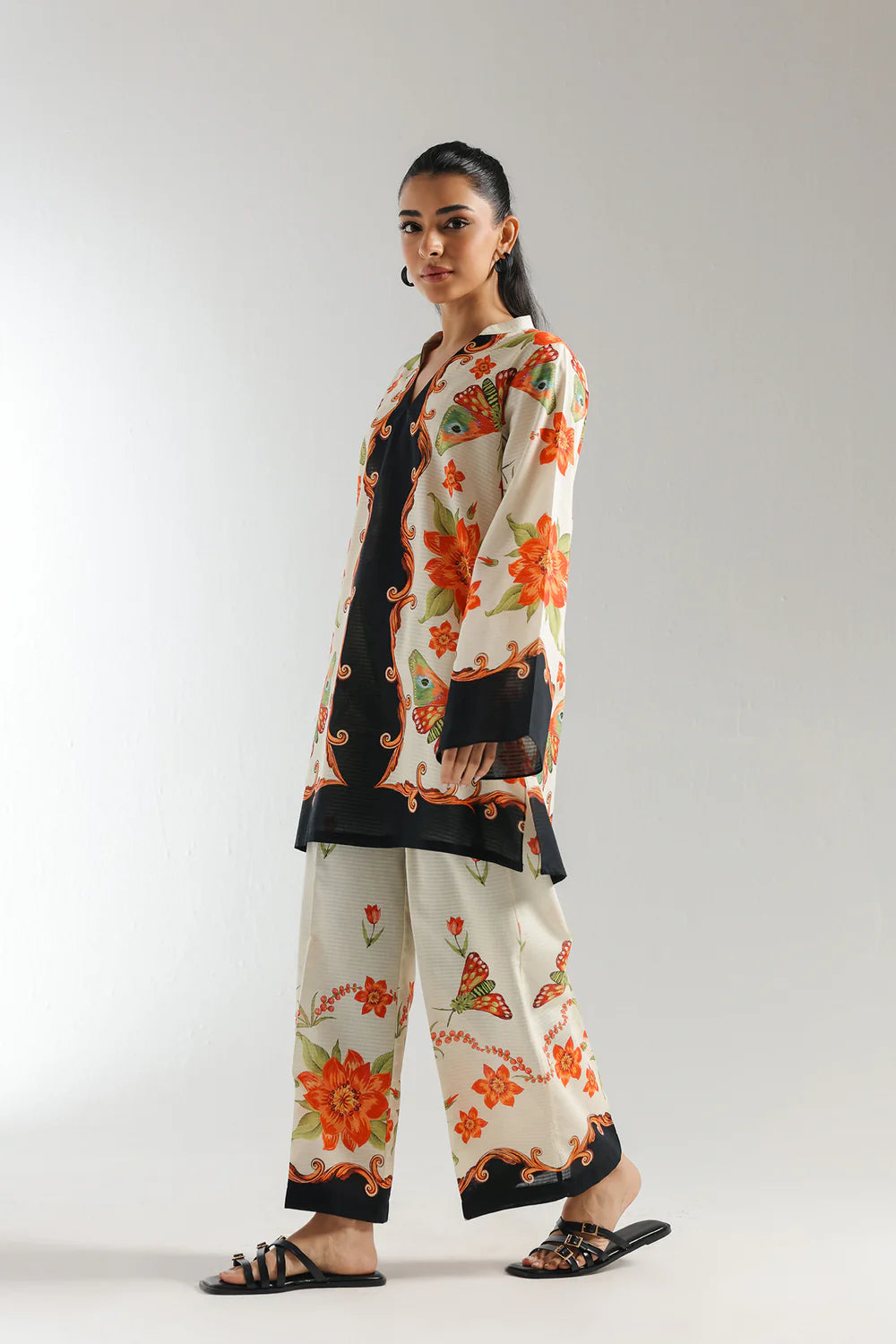 ETHNIC E5968-102-226 2PC