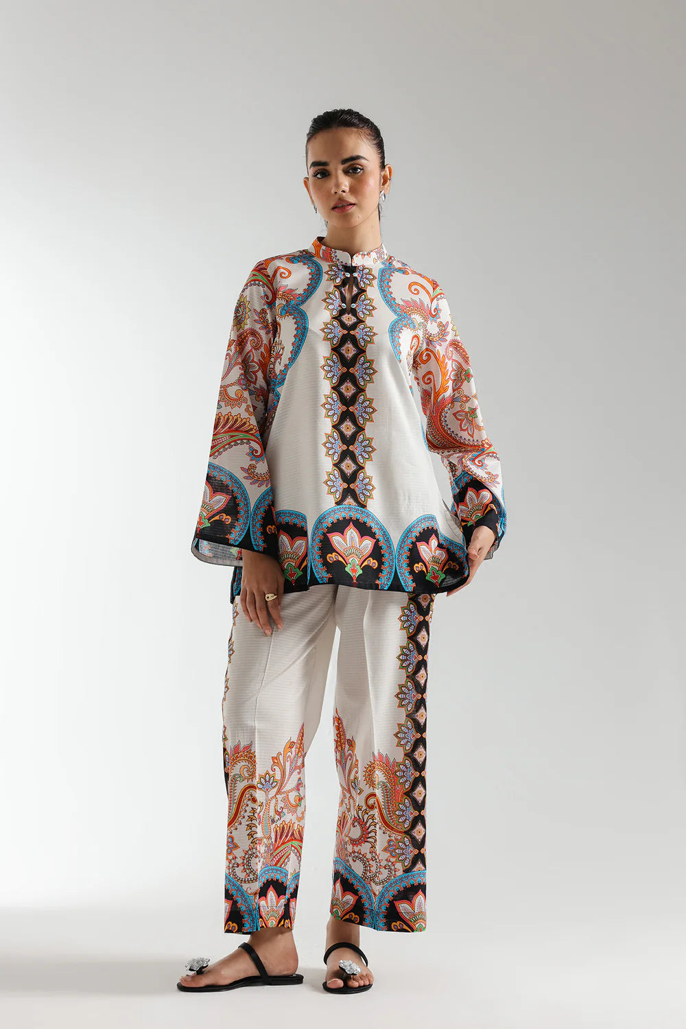 ETHNIC E5972-102-106 2PC