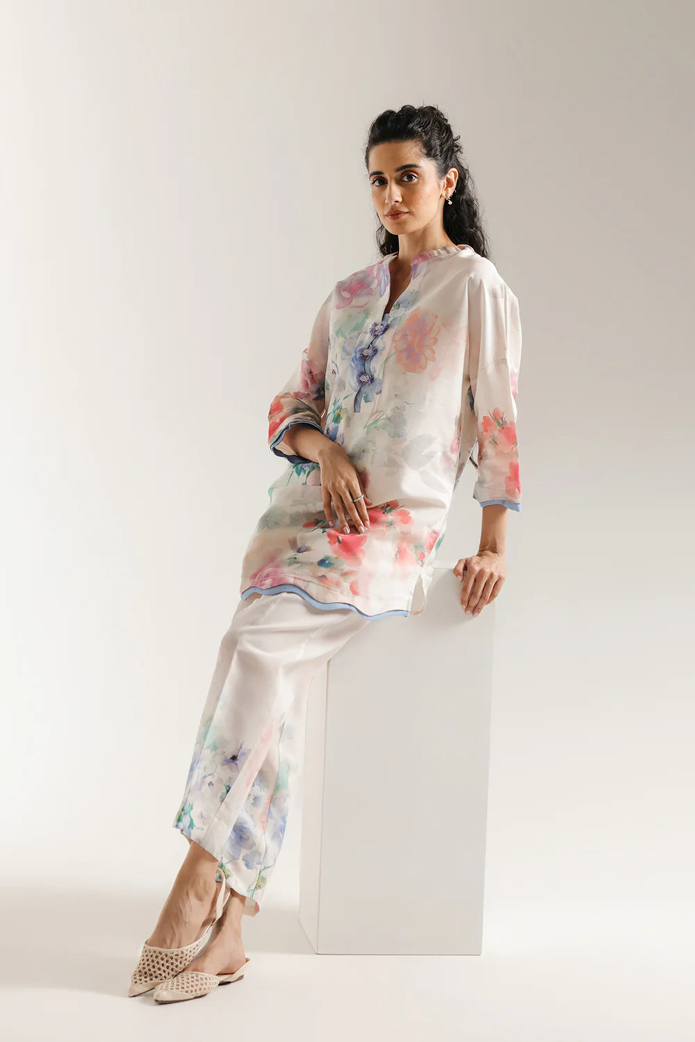 ETHNIC E6636-102-002 1PC