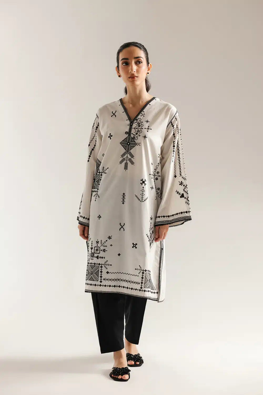 ETHNIC E6969-102-001 1PC