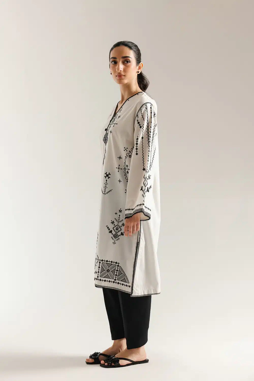 ETHNIC E6969-102-001 1PC