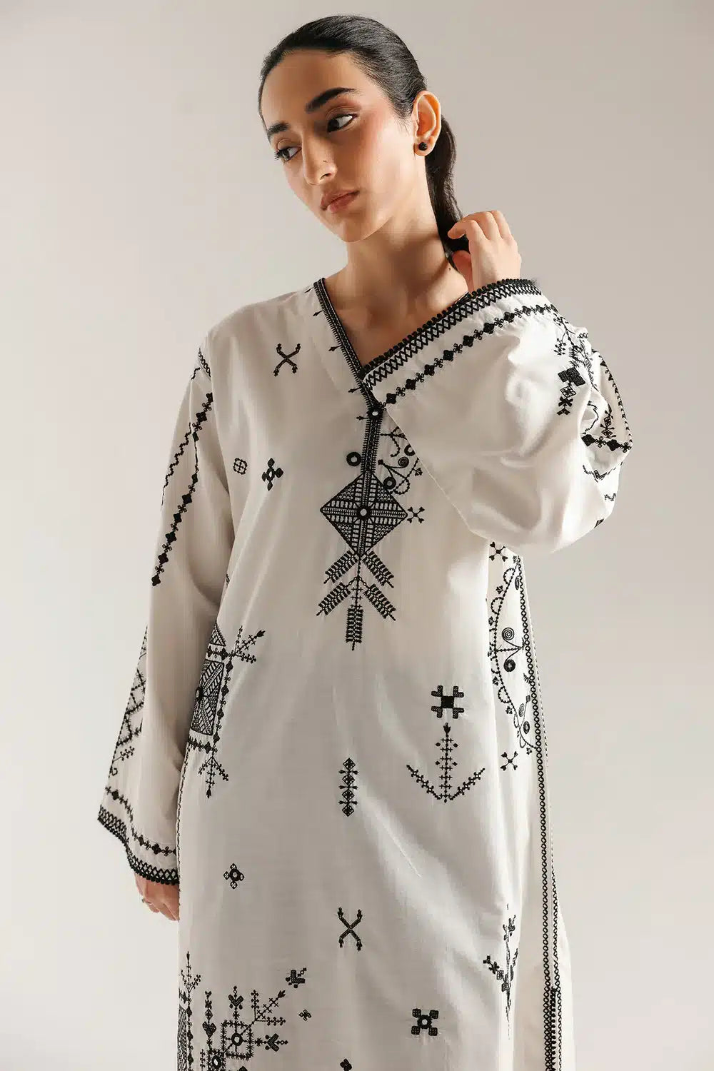 ETHNIC E6969-102-001 1PC