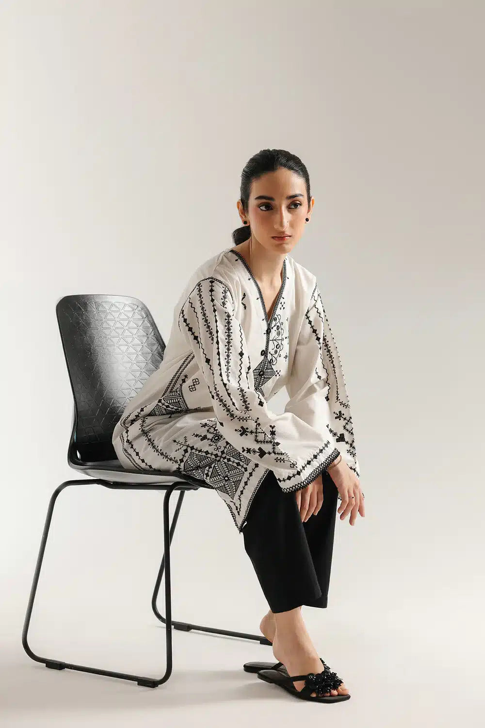 ETHNIC E6969-102-001 1PC