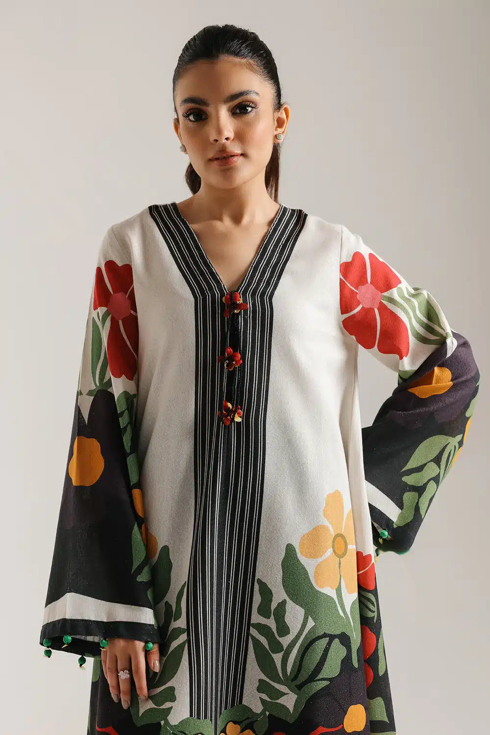 ETHNIC E7247-102-004 1PC