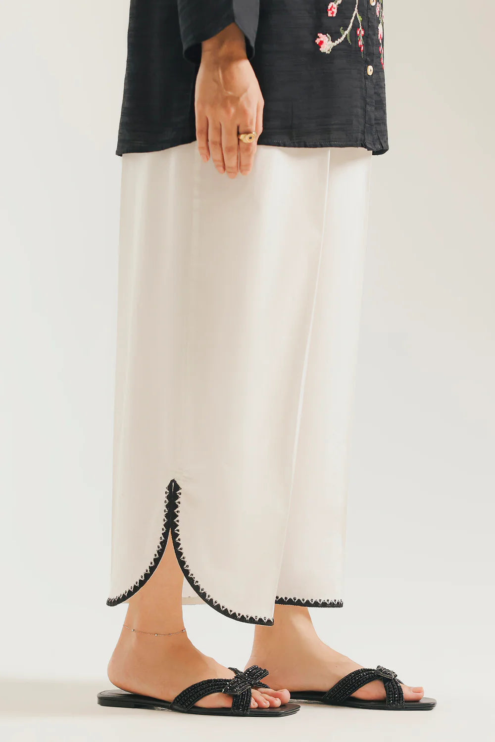 ETHNIC E7665-102-002 PANT