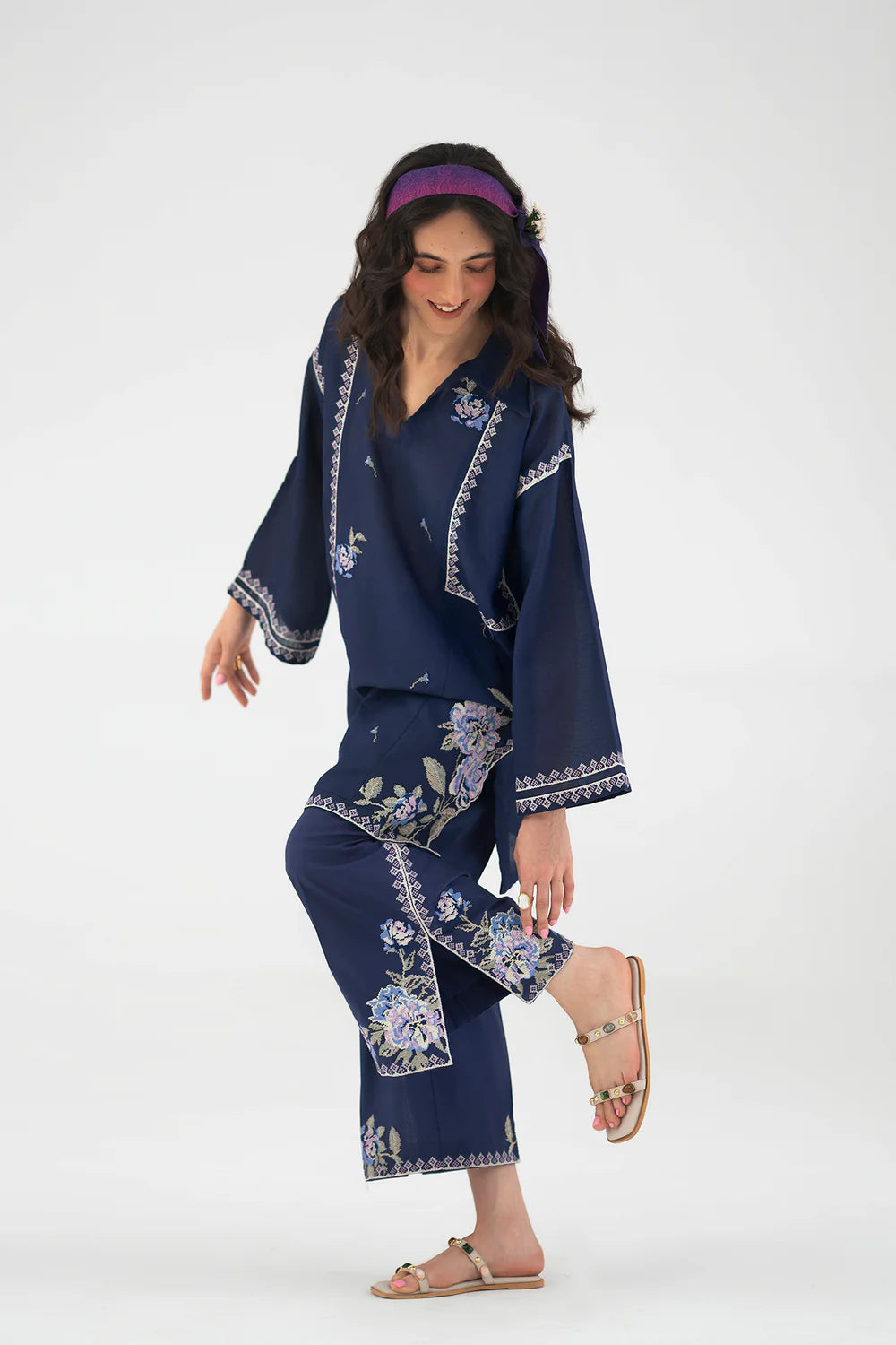 ETHNIC E7746-102-622 2PC