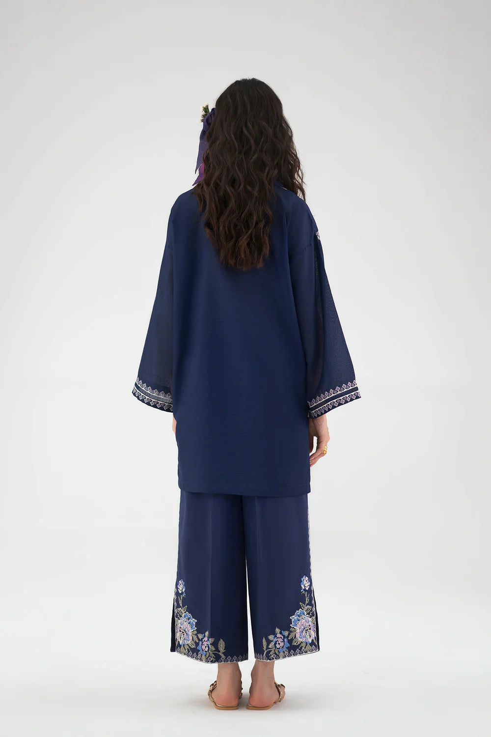 ETHNIC E7746-102-622 2PC