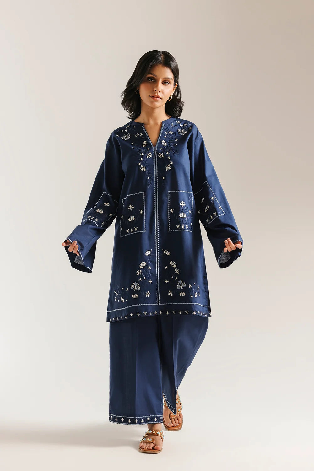 ETHNIC E7816-102-621 2PC